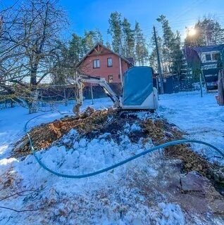 Установка пластикового кессона зимой в деревне Павловка, Жуковский муниципальный округ, Калужская область